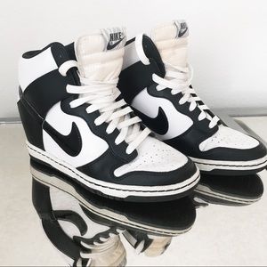 Nike Dunk Sky Hi white and black